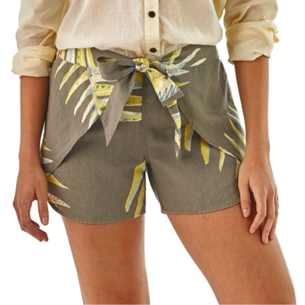 Patagonia women’s garden island shorts size small